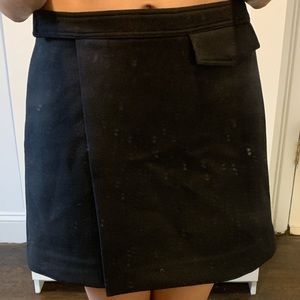 Theory Wrap Skirt with Snaps size 2
